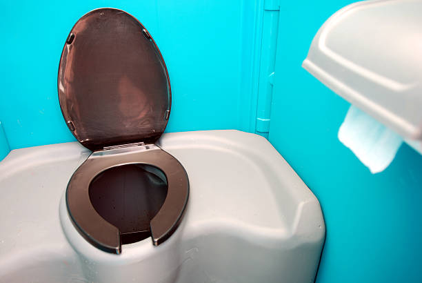 Best Best portable toilet rental  in Clendenin, WV