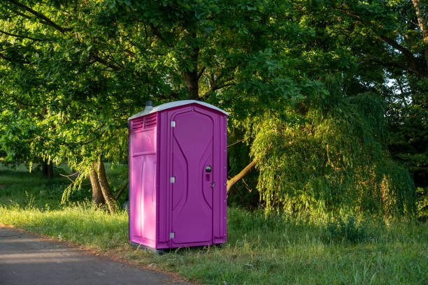 Best Event porta potty rental  in Clendenin, WV