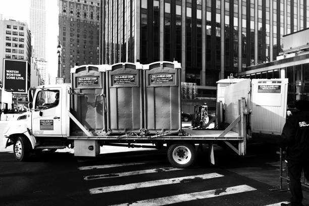 Best Affordable porta potty rental  in Clendenin, WV